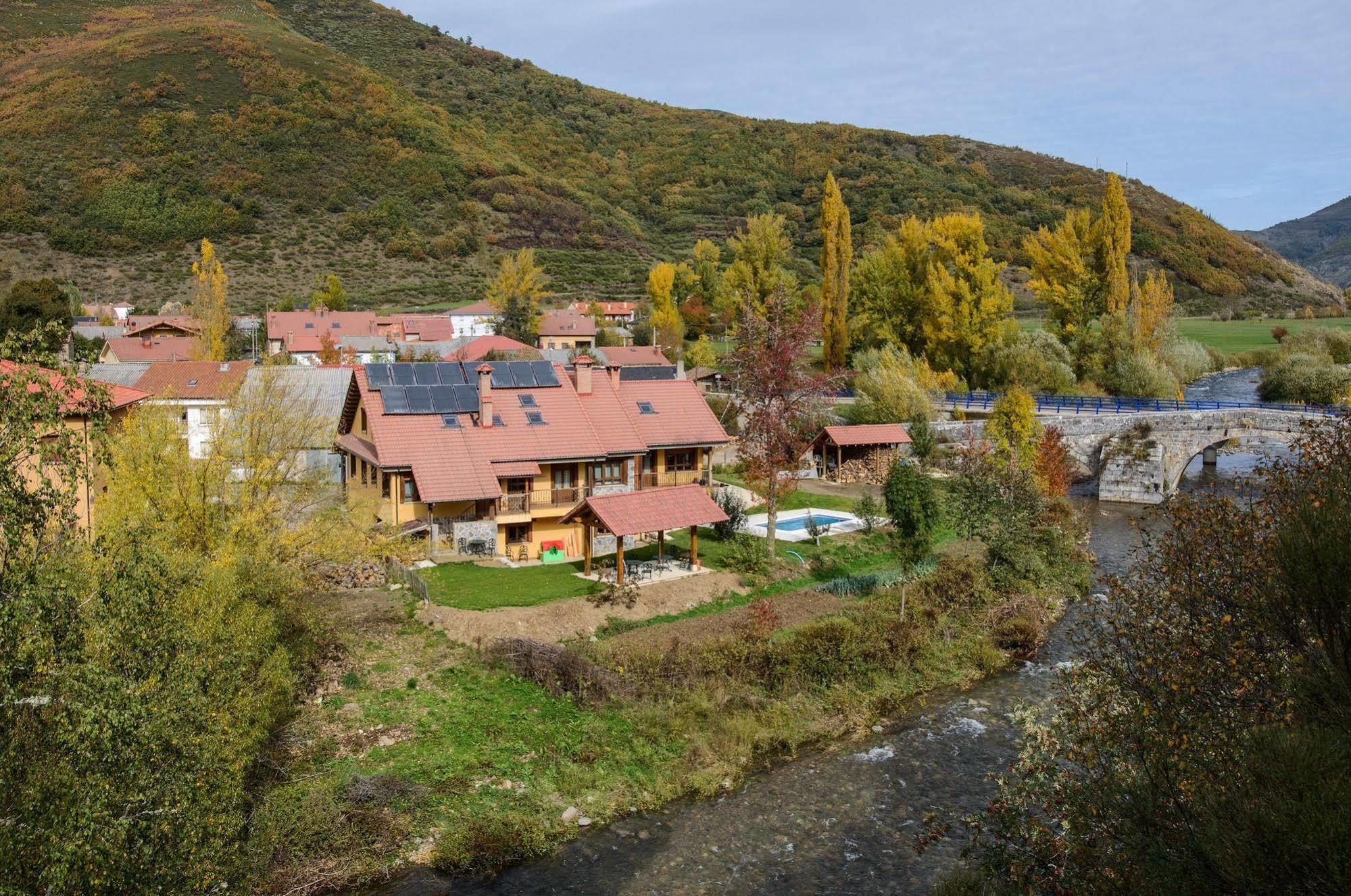 El Casar Del Puente Casa rural *