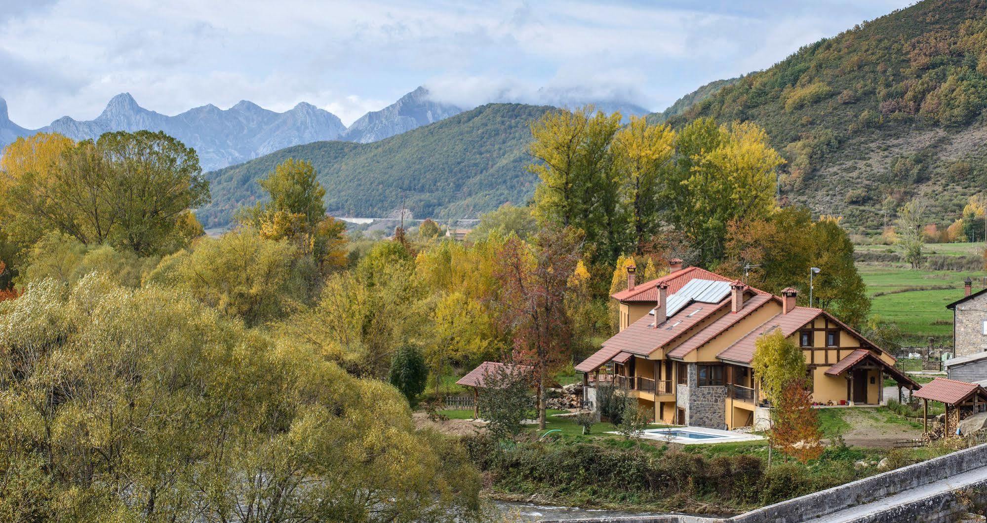 El Casar Del Puente Casa rural *